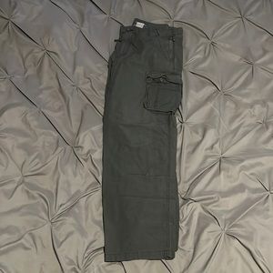 Black dog cargo pants